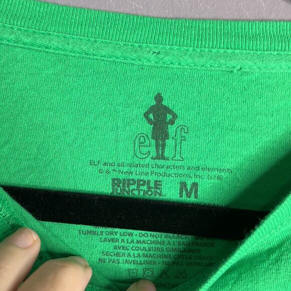 Unisex Kids Elf Green Graphic Short Sleeve Crewneck Tee Shirt Size Medium - Picture 3 of 7